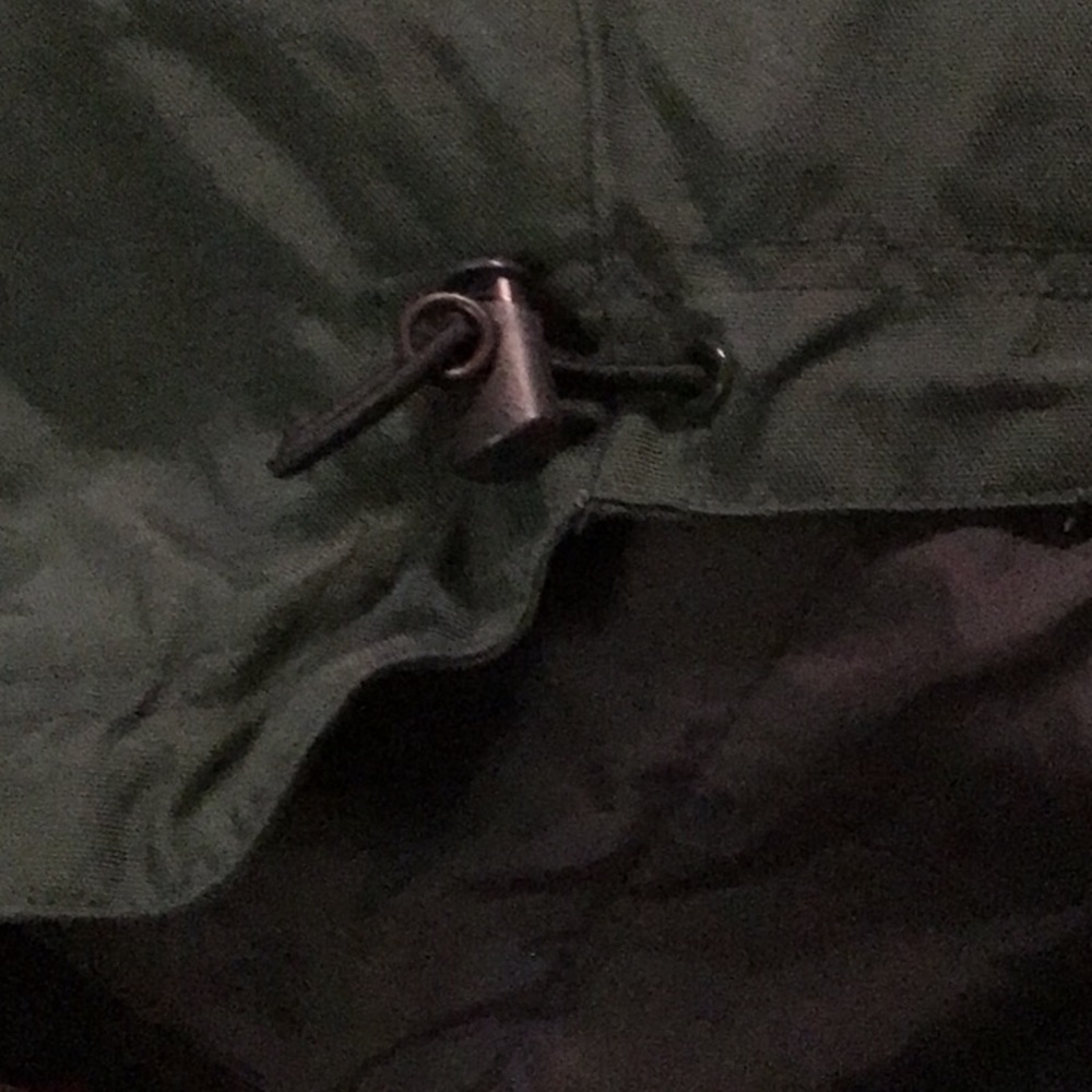 Gap Womens Pullover Thick Jacket - image 8